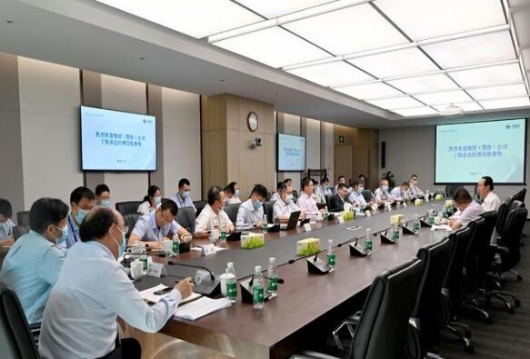 中國電建集團公司黨委副書記、總經(jīng)理丁焰章到電建國際公司調(diào)研