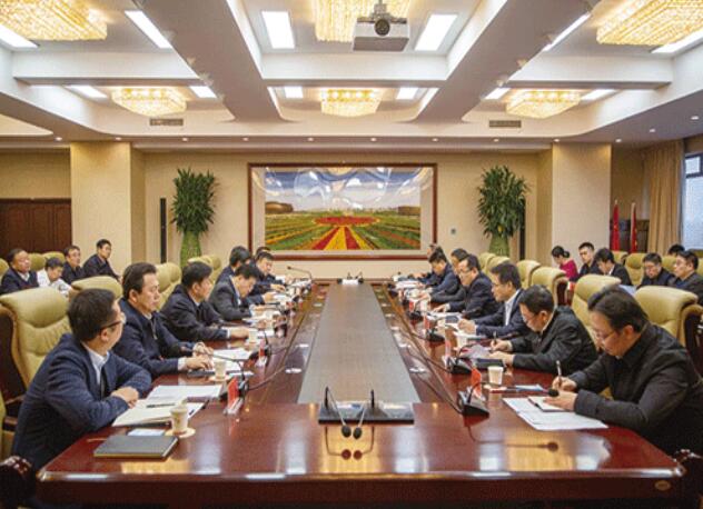 內(nèi)蒙古電力（集團(tuán)）公司董事長、黨委書記賈振國帶隊(duì)赴鄂爾多斯地區(qū)調(diào)研