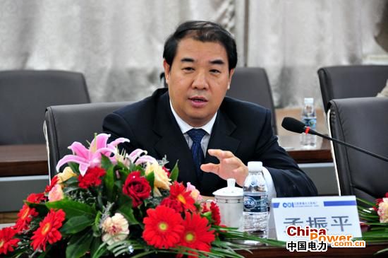 孟振平談國有企業(yè)：要扛起國企政治責(zé)任，旗幟鮮明講政治