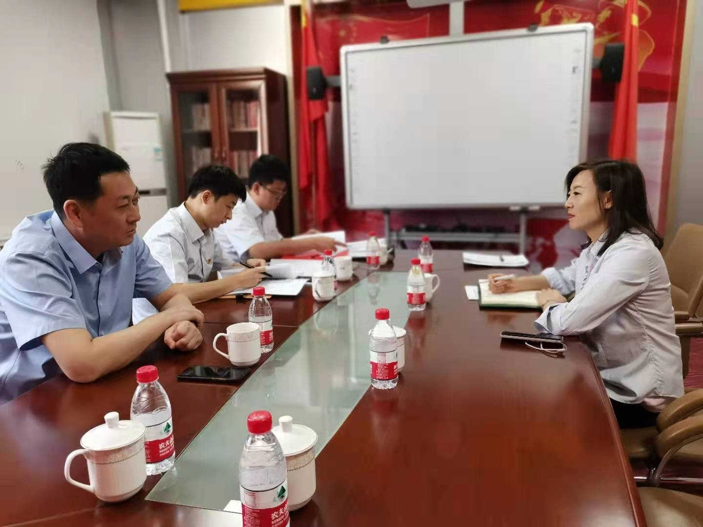副局長(zhǎng)王永強(qiáng)到烏海電業(yè)局千里山分局開(kāi)展黨史學(xué)習(xí)教育督導(dǎo)、領(lǐng)學(xué)