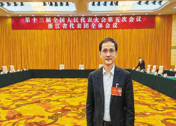【兩會】電力為打造現(xiàn)代化濱海大都市注入動能——訪全國人大代表、浙江省寧波市經(jīng)濟和信息化局局長張世方