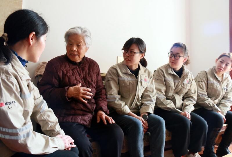 別樣?jì)D女節(jié)，溫暖老人心