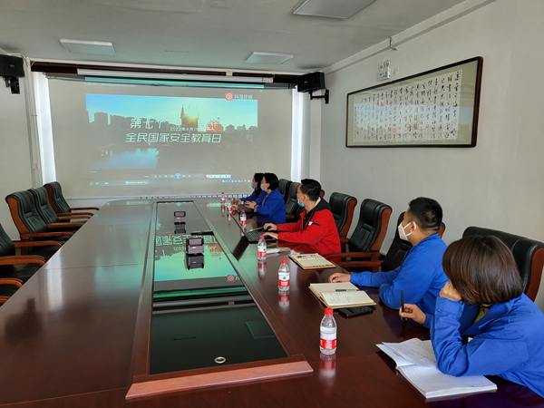 烏海市千里山供電分公司：開(kāi)展網(wǎng)絡(luò)信息安全培訓(xùn)，筑牢網(wǎng)絡(luò)安全防線(xiàn)