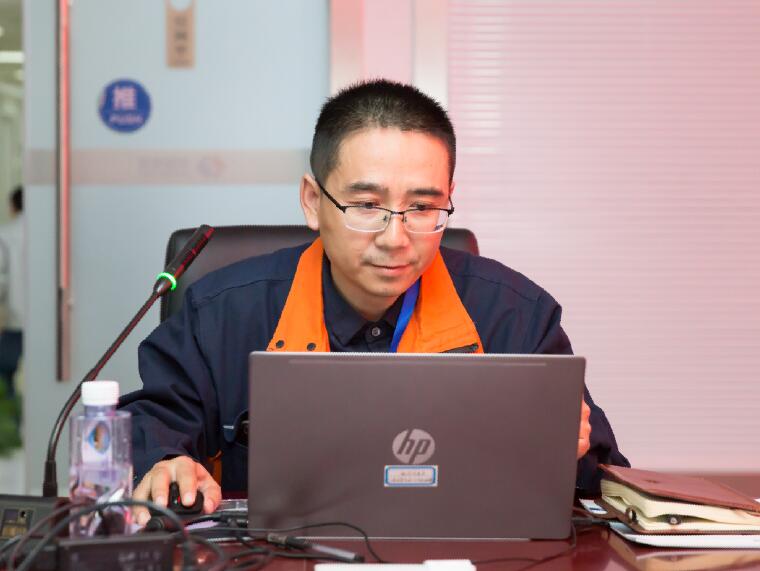 周效峰：半生矢志赴山河，鬢華雖改血仍殷