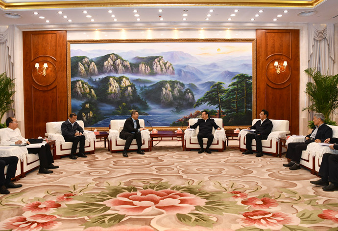 國(guó)家電投董事長(zhǎng)、黨組書記錢智民拜會(huì)寧夏回族自治區(qū)主要領(lǐng)導(dǎo)