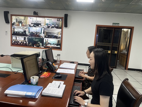 國慶我在崗，服務(wù)不打烊