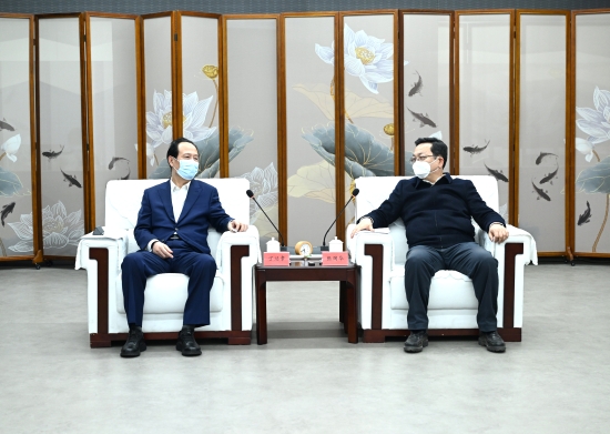丁焰章與雄安新區(qū)黨工委書記、管委會主任張國華會談