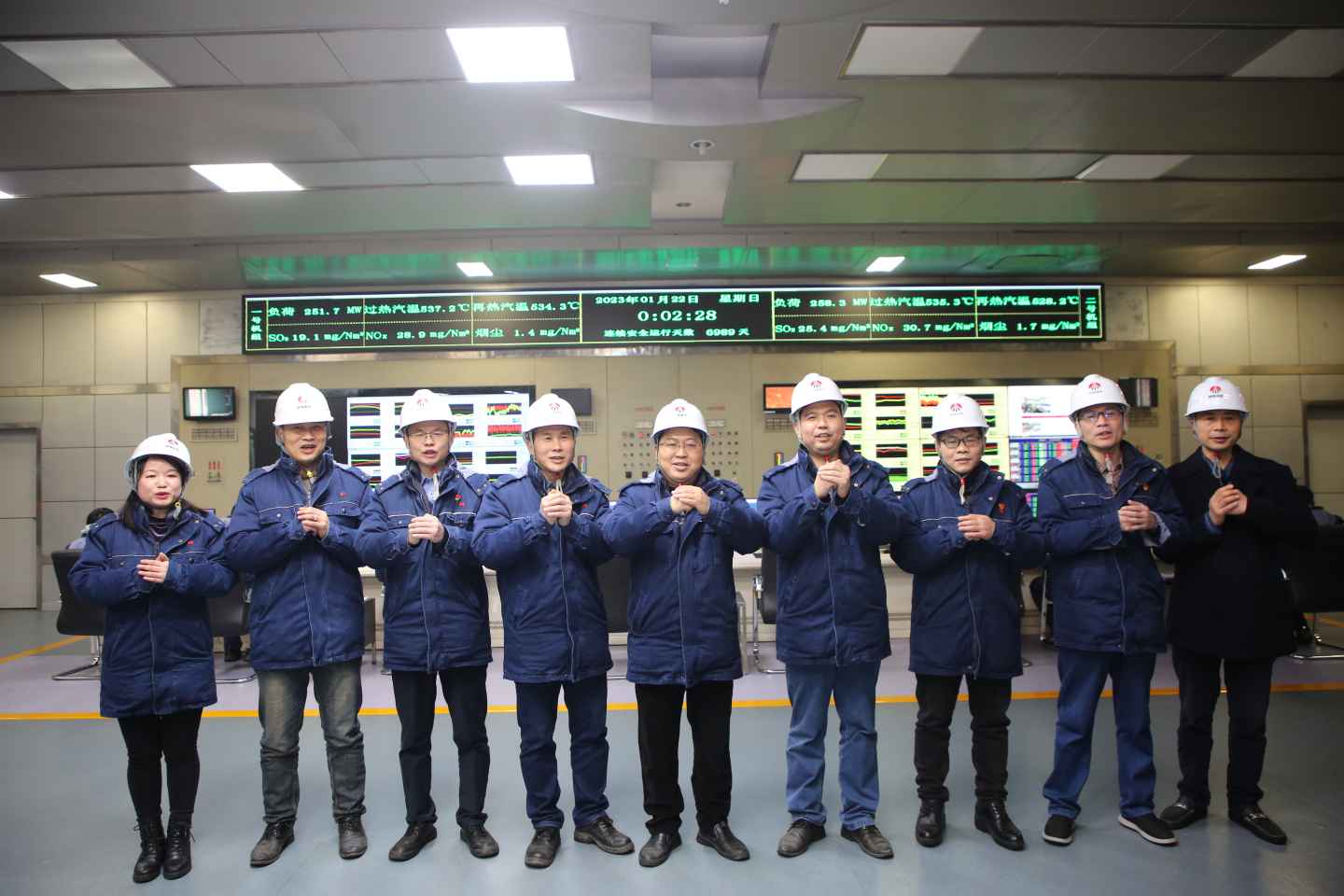 陜煤石電除夕慰問送溫暖，崗位堅(jiān)守幸?！巴谩保╰oo）