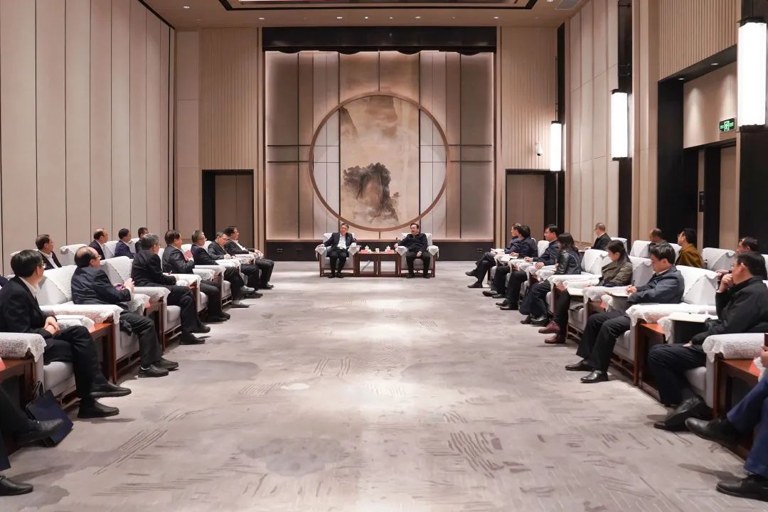 華能集團(tuán)黨組書記、董事長(zhǎng)溫樞剛拜會(huì)雄安新區(qū)黨工委書記、管委會(huì)主任張國(guó)華