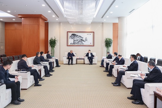 華能集團(tuán)黨組書記溫樞剛會(huì)見青海省委常委、海東市委書記烏拉孜別克·熱蘇力汗