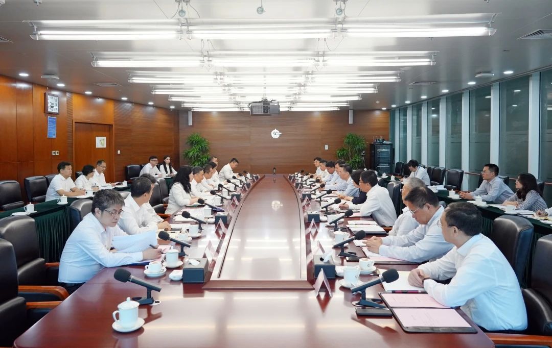 中國能建黨委書記、董事長宋海良與中國海油黨組書記、董事長汪東進會談
