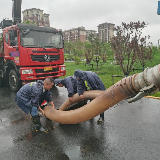 聞“汛”而動，彰顯央企擔(dān)當(dāng)——水電三局雄安項目全力奮戰(zhàn)防汛搶險第一線