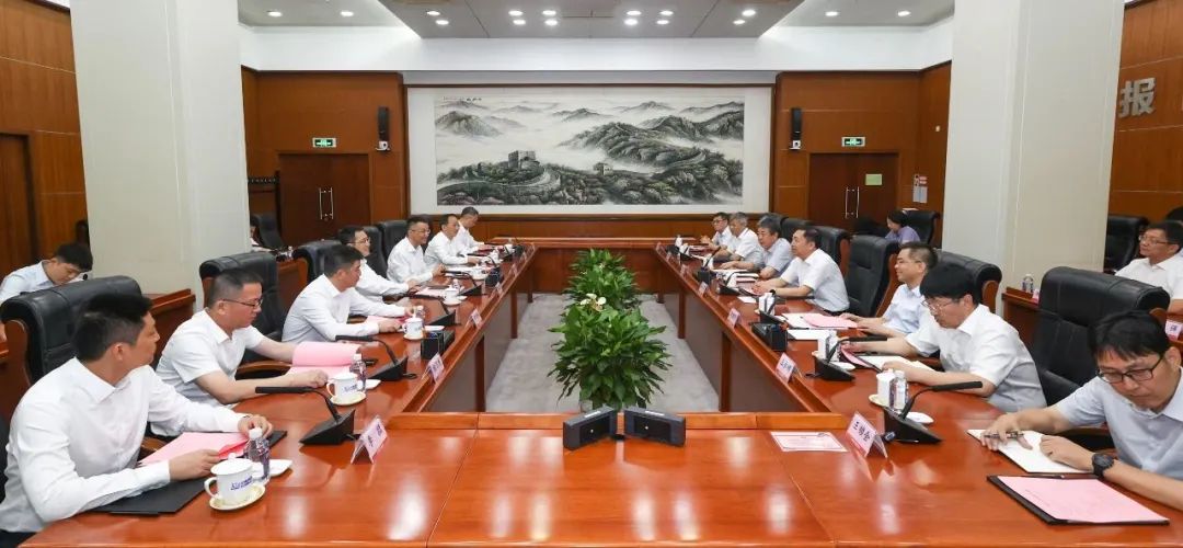 中核集團(tuán)黨組副書記、總經(jīng)理顧軍會(huì)見蘇州市委副書記、市長吳慶文一行