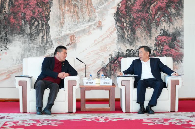 宋海良與“三新”聯(lián)盟成員遠(yuǎn)東控股集團(tuán)創(chuàng)始人、董事局主席蔣錫培會談