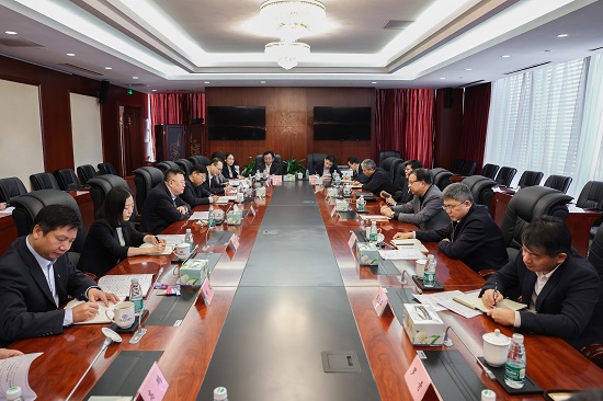 華能集團(tuán)總經(jīng)理、黨組副書記鄧建玲拜訪中國進(jìn)出口銀行黨委副書記、行長任生俊