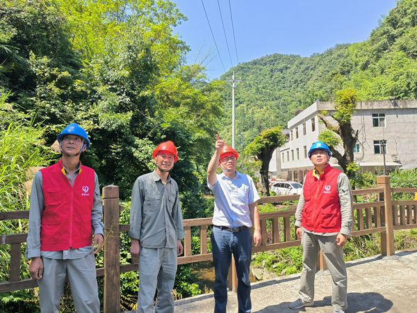 湖北竹溪供電公司：群眾身邊無(wú)小事，靶向施治保供電