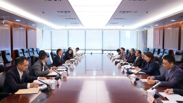 華電黨組副書記祖斌會(huì)見南方電網(wǎng)黨組副書記、董事劉啟宏
