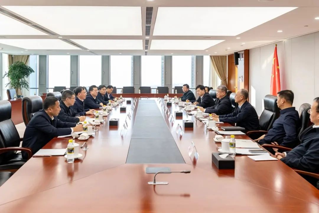 國家能源集團(tuán)黨組書記、董事長劉國躍與中國大唐黨組副書記、總經(jīng)理張傳江會談