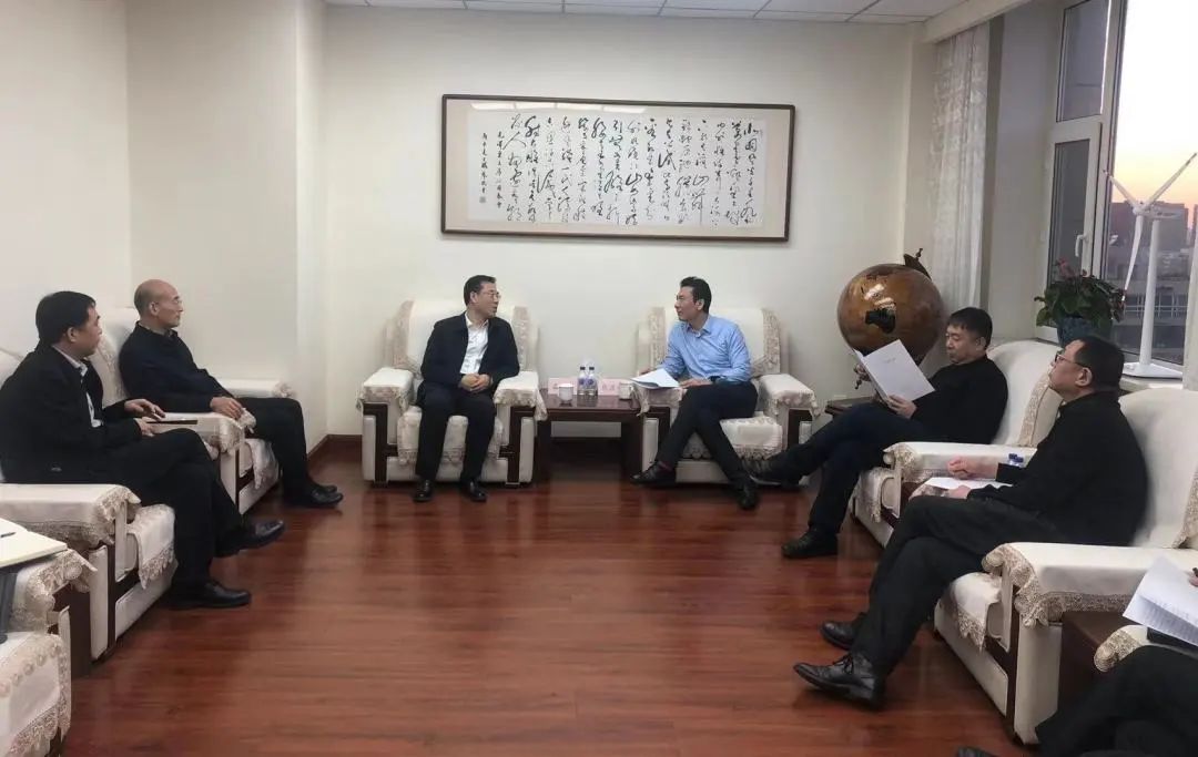 華電吉林公司黨委書(shū)記孫毅、黨委副書(shū)記鄭成杰拜會(huì)吉林省能源局黨組書(shū)記、局長(zhǎng)趙彥峰