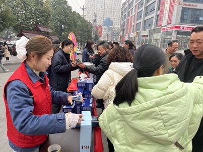貴州遵義正安供電局：供電送祝福，情暖返鄉(xiāng)路