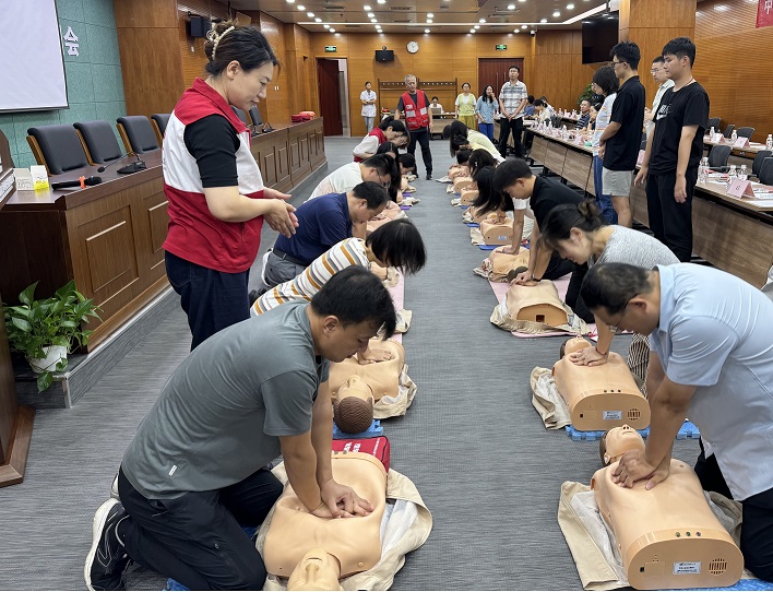 中國電科院舉辦應(yīng)急救護(hù)及AED操作能力提升培訓(xùn)